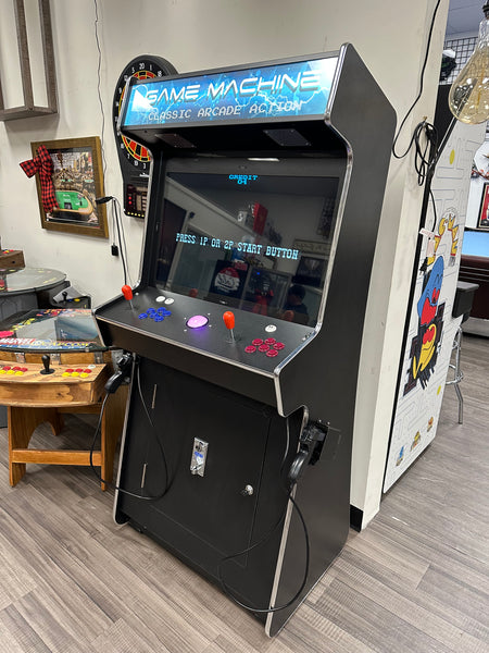 Upright Arcade W/4500 Games - 2 Guns - 32” Screen - Trackball
